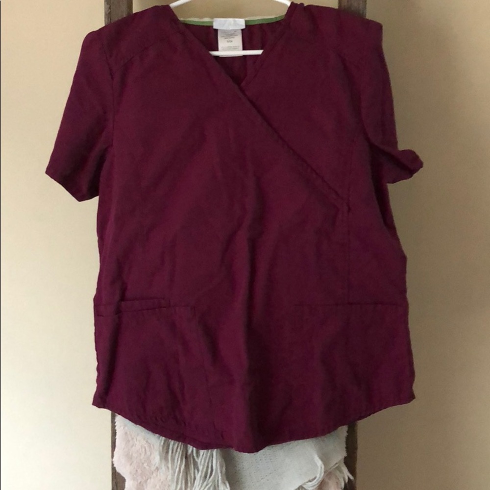 Scrub top